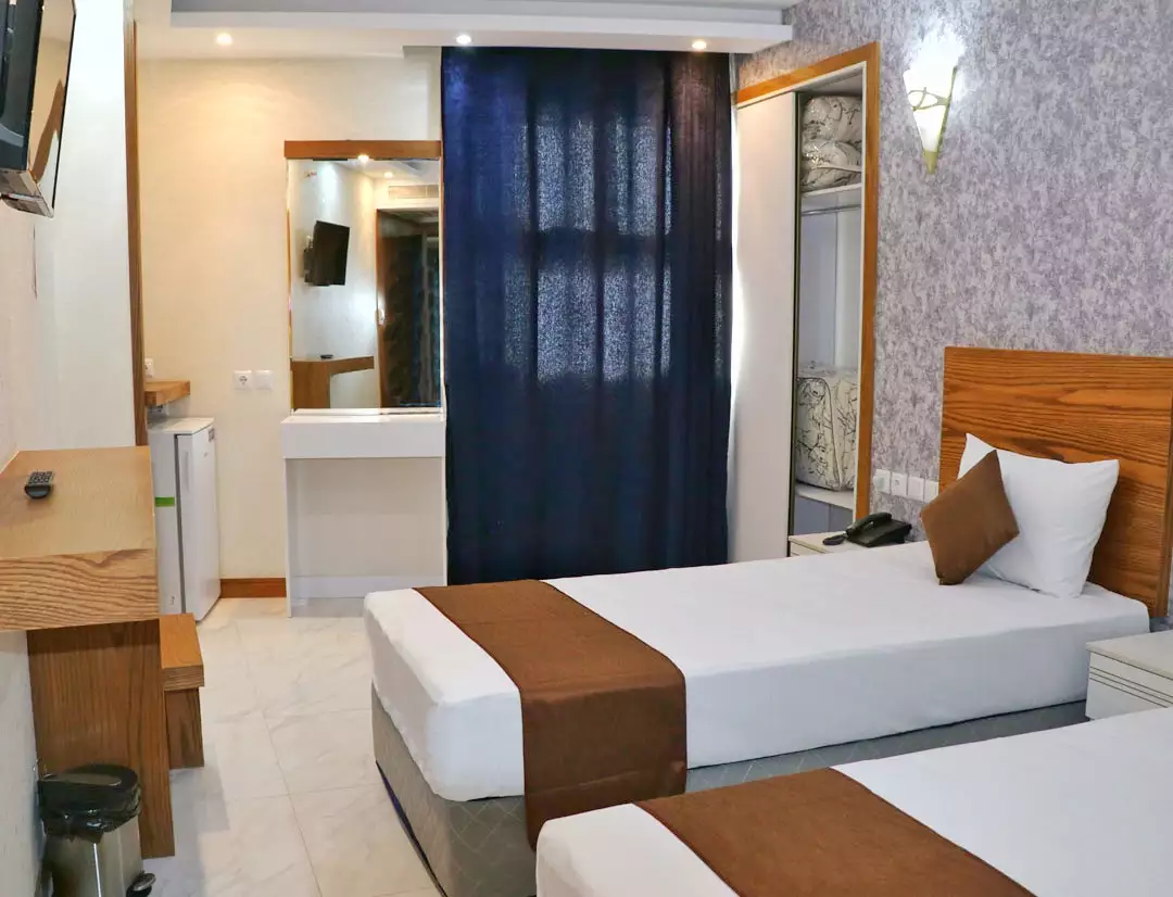 Alibaba https://cdn.alibaba.ir/ostorage/hotel-accommodation-images/67beb17331ce2147606d0458_تویین (1).webp